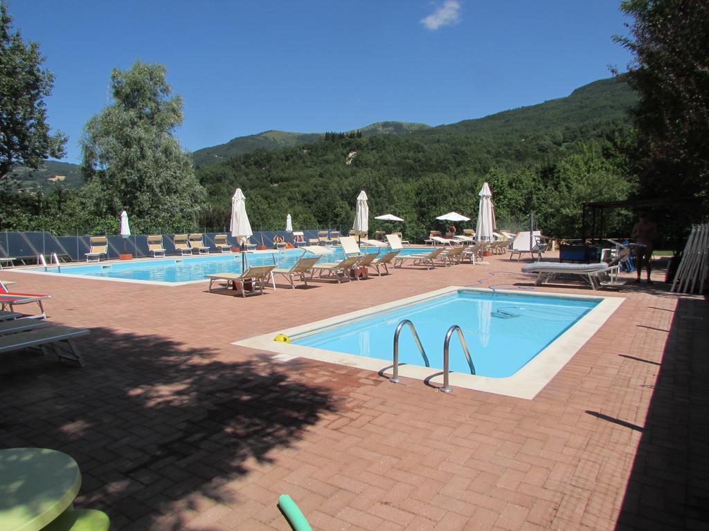 Albergo Lago Verde Пенабили Екстериор снимка