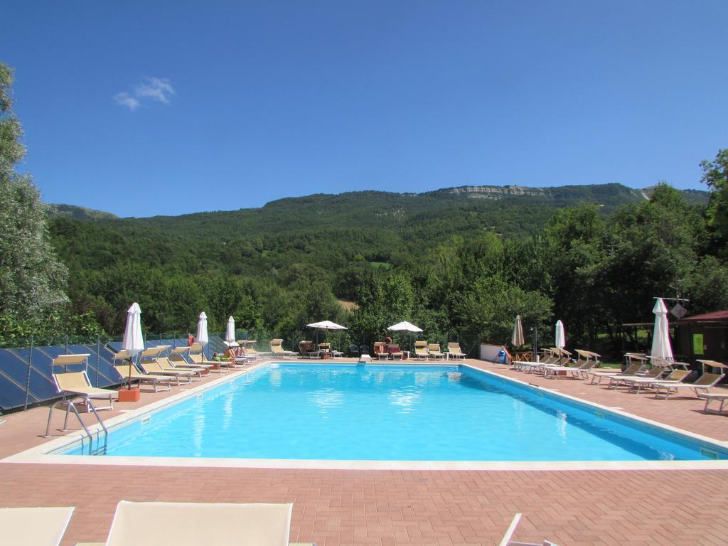 Albergo Lago Verde Пенабили Екстериор снимка